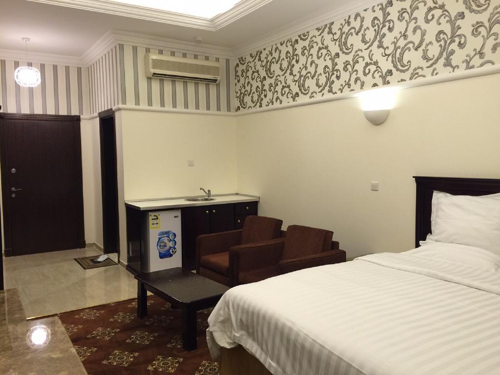 Al Denny Aparthotel Jidá Quarto foto