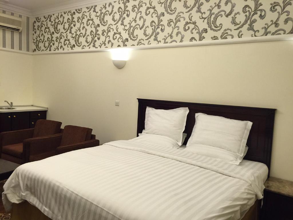 Al Denny Aparthotel Jidá Quarto foto